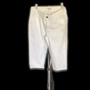 Riders by Lee Capris White Cotton With Beaded Pockets Women's Sz Medium Stretch